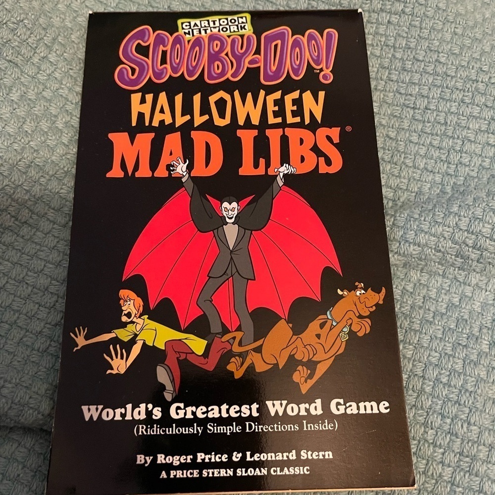 SCOOBY-DOO! HALLOWEEN MAD LIBS, CARTOON NETWORK, 2001, PRICE STERN SLOAN CLASSIC